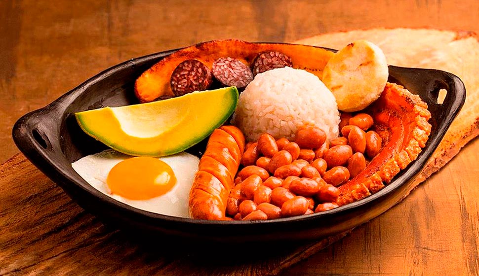 Colombian Cuisine: Bandeja Paisa